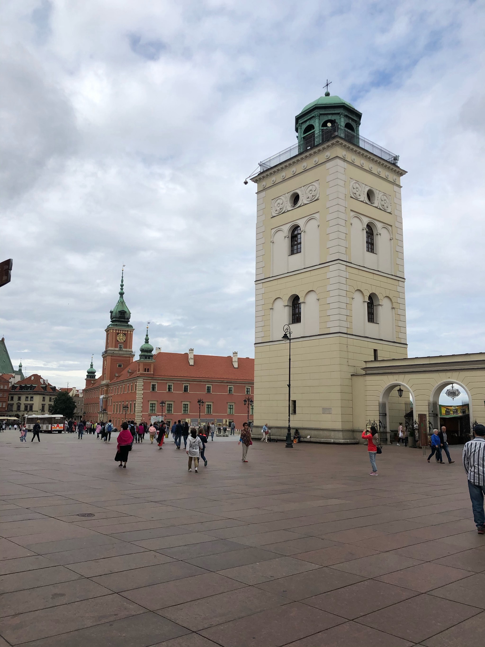 包含波兰联赛:华沙篮球俱乐部上演惊天大逆转的词条 包含波兰联赛:华沙篮球俱乐部上演惊天大逆转的词条