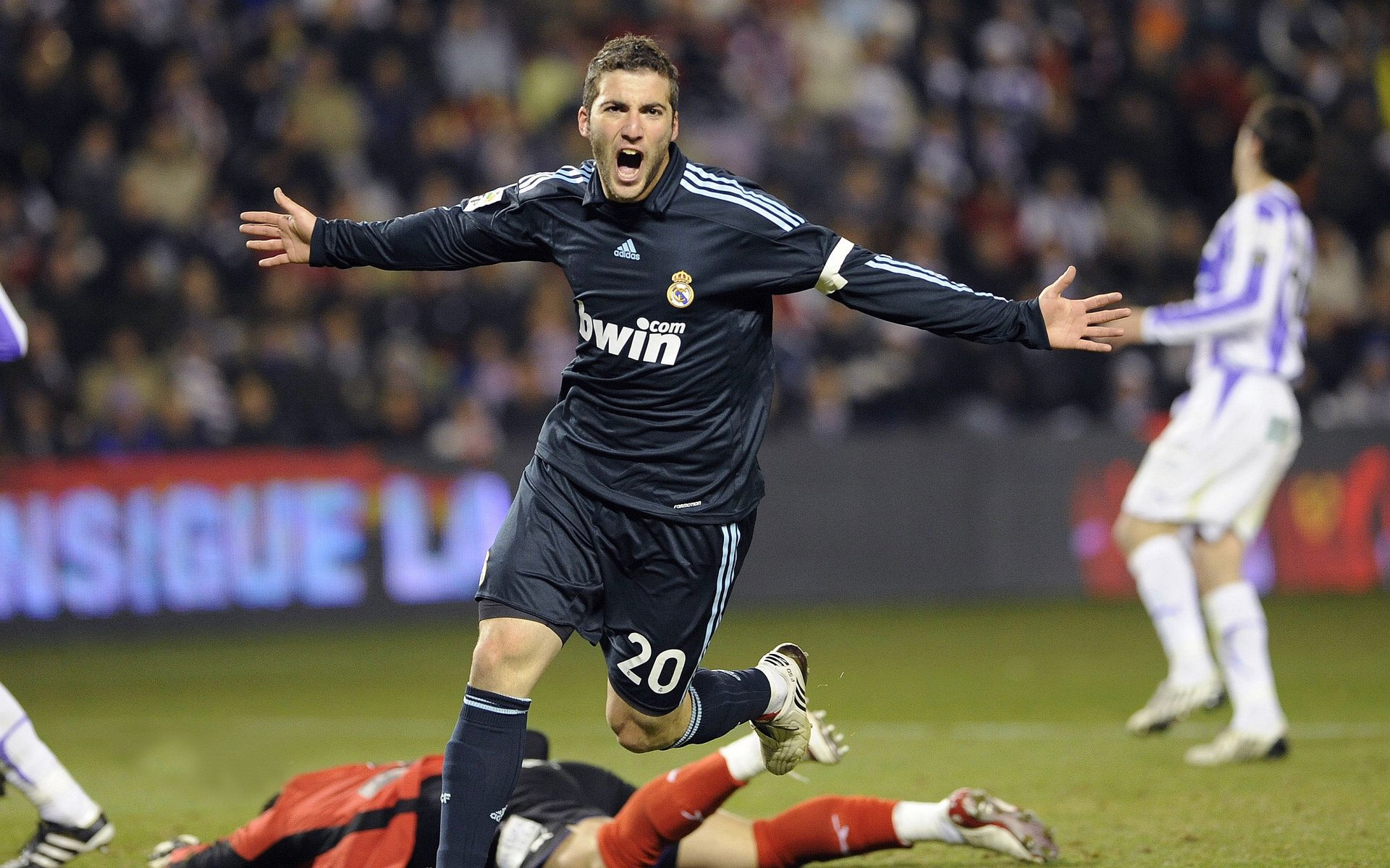 罗德里存在感拉满，沙特绝杀亚特兰大，一场改写认知的足球史诗