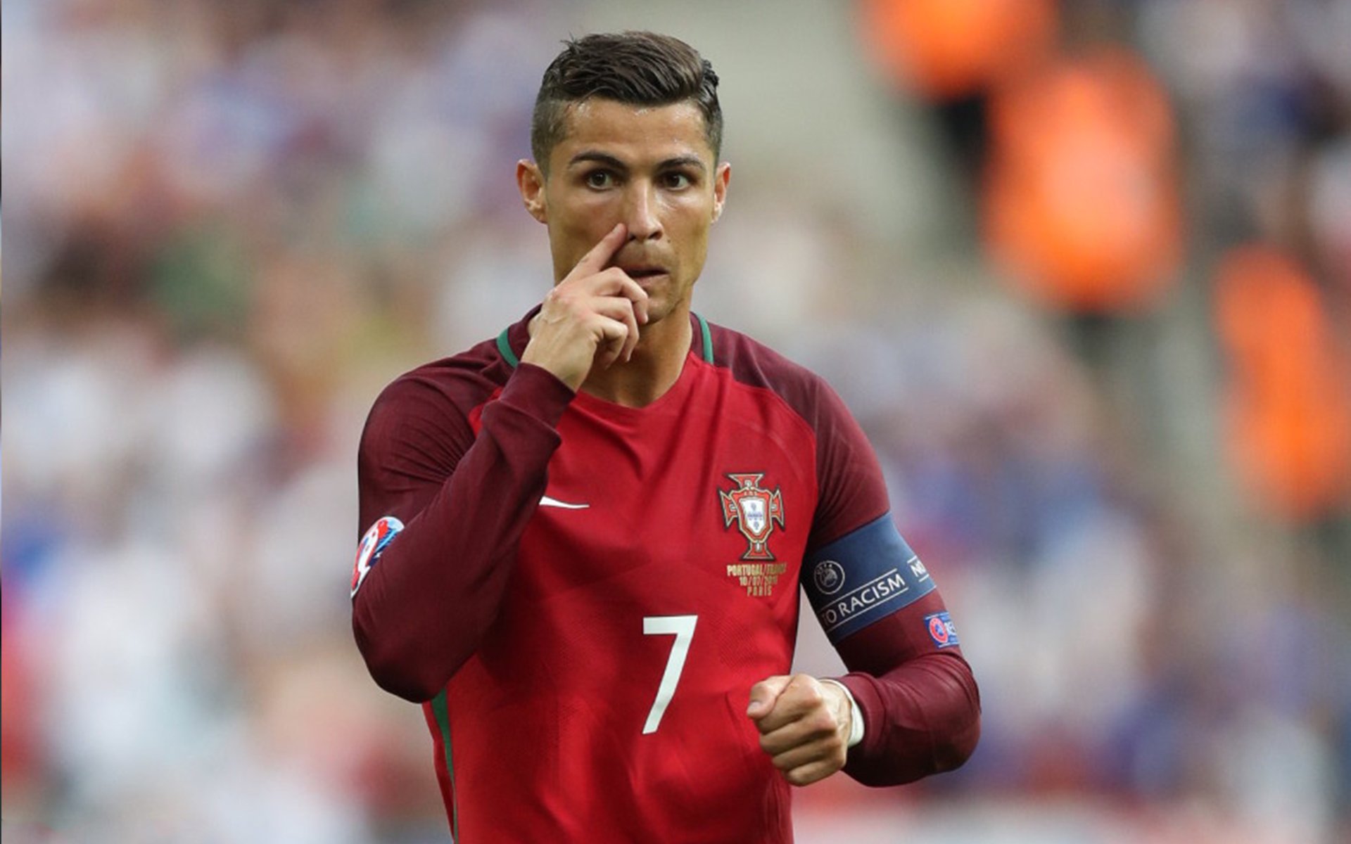 西甲国家德比焦点战，巴萨防守锁死塞内加尔尖刀，战术博弈铸就经典