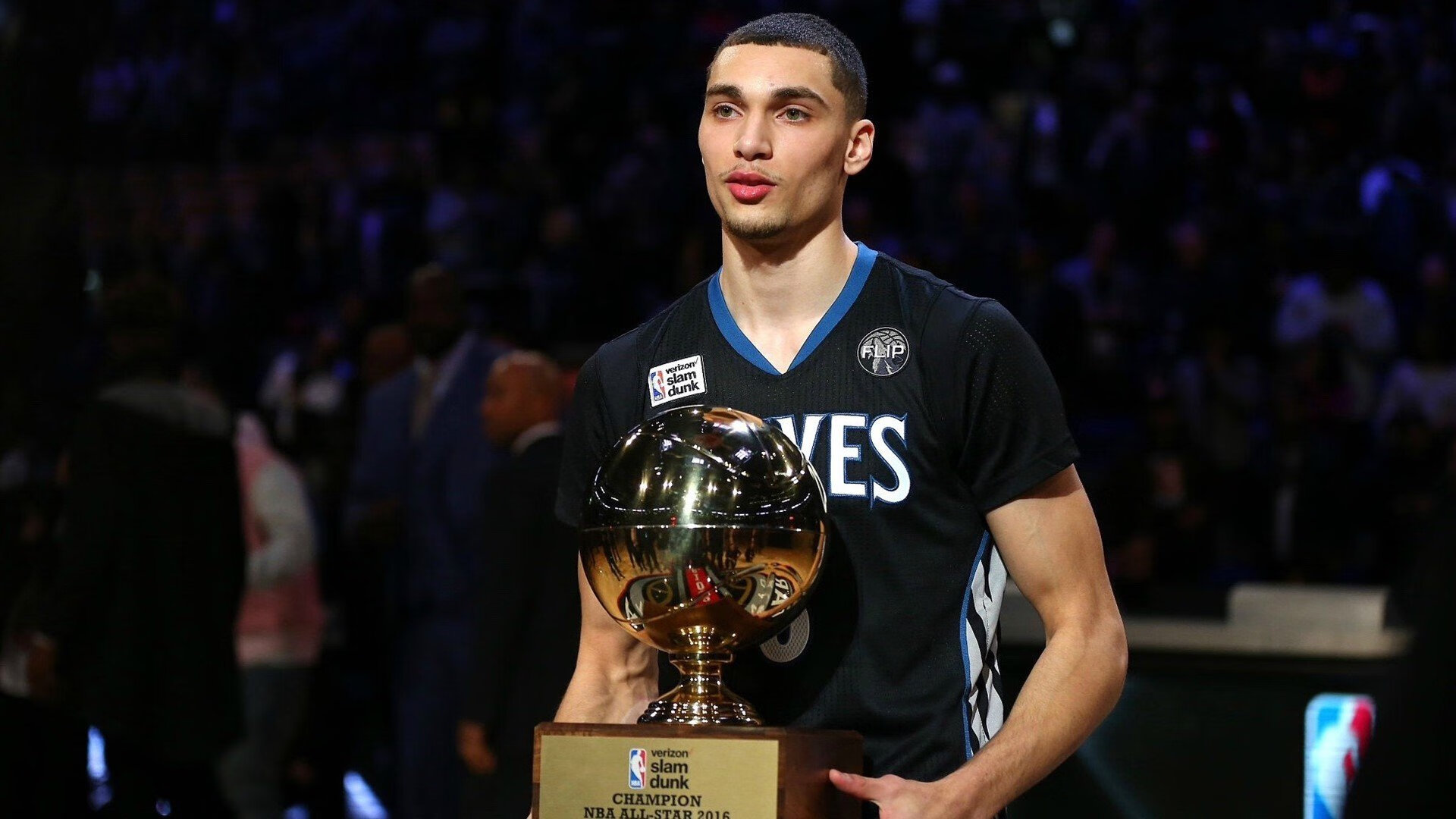 新王登基！拉梅洛·鲍尔关键先生本色尽显，开拓者正面击溃灰熊展露冠军相