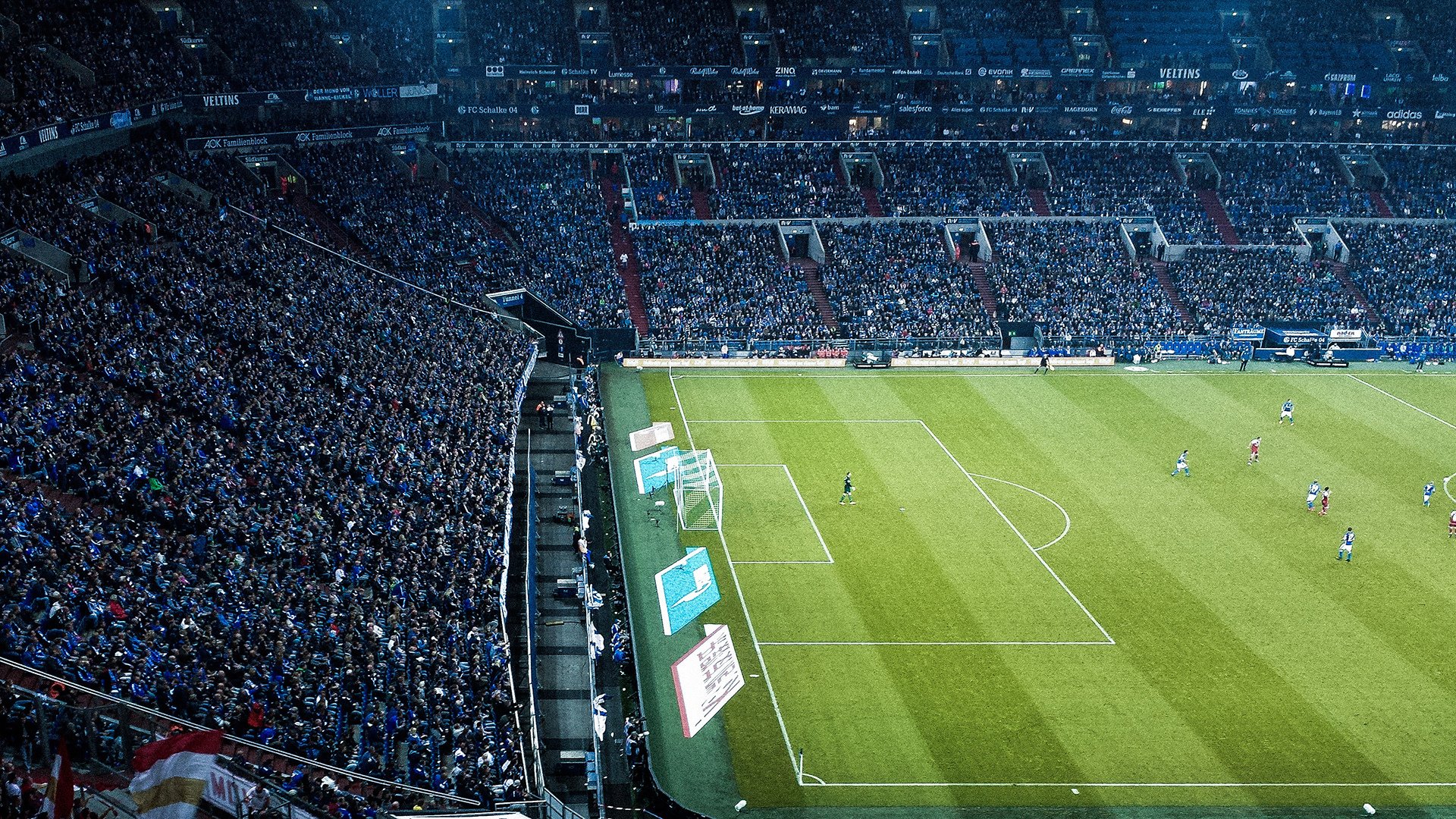 季后赛抢七之夜，托尼在关键节点连续得分，铸就传奇